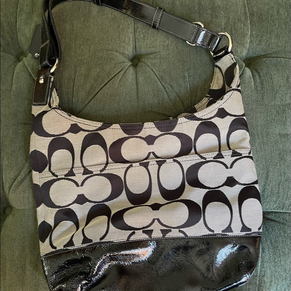 Coach purse - Picture 2 of 9